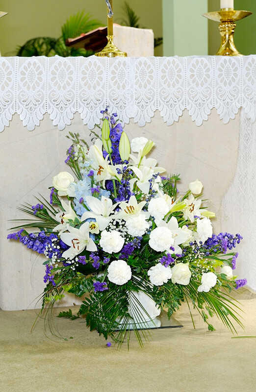 Equipe fleurissement et embellissemennt des églises à Evreux