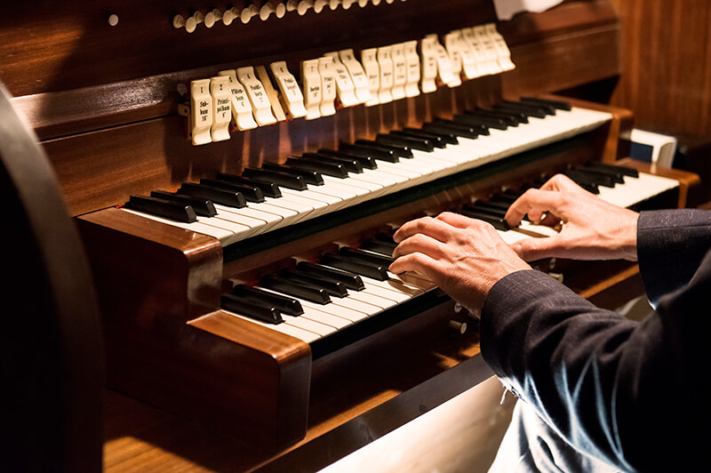 organistes pour les célébrations à Evreux